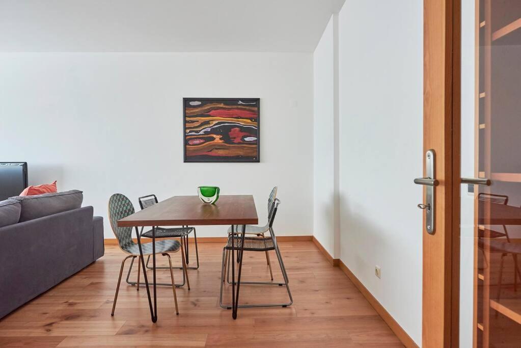 Modern Apartment In Parque Das Nacoes Lisboa Екстериор снимка